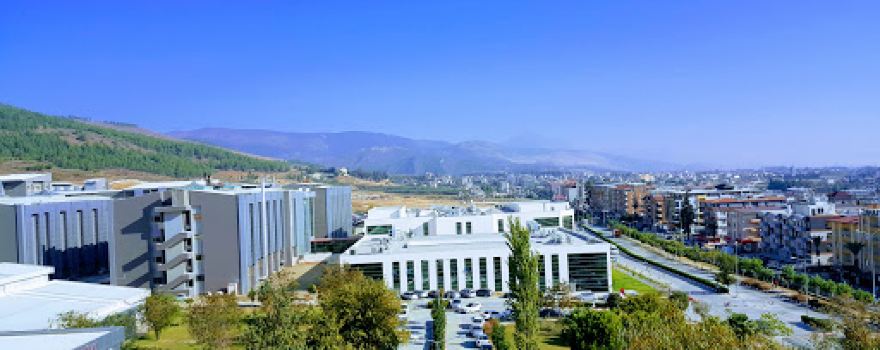 Mustafa Kemal Üniversitesi Yüzme Havuzu