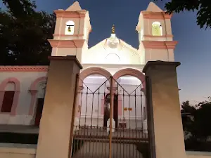 Iglesia San Luis Rey De Francia