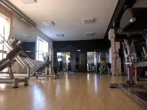 Тренажерный Зал "ARNI HALL"