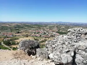 Ruínas do Castelo de Outeiro