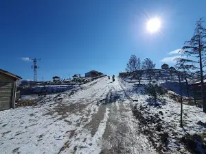 Dinek Dağı Atlı Safari ve Doğa Parkı