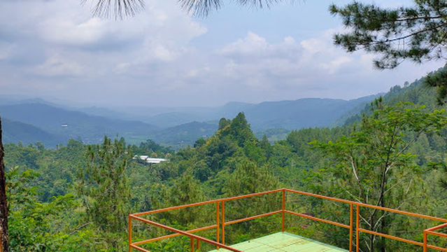 Wisata Alam Bukit Pentulu Indah