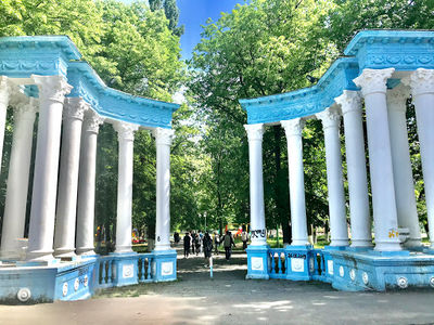 Galaction Tabidze Garden