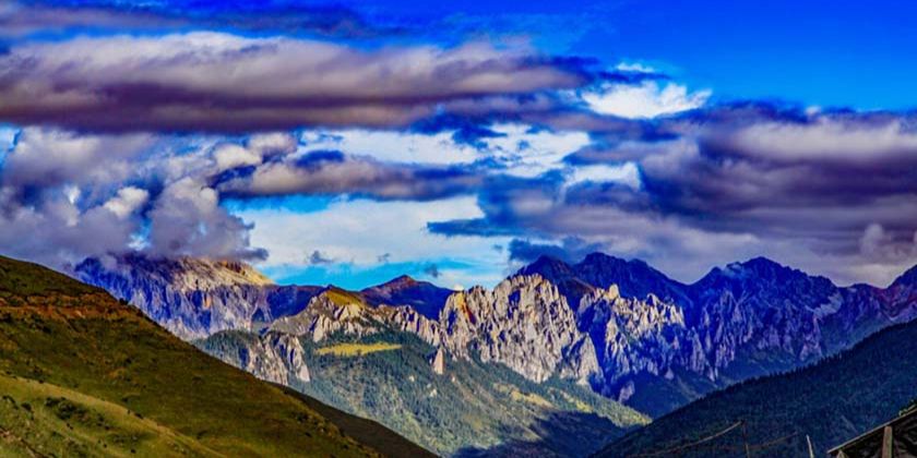 Xueba Valley Scenic Area