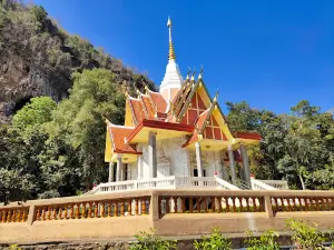 Wat Tham Pha Pu
