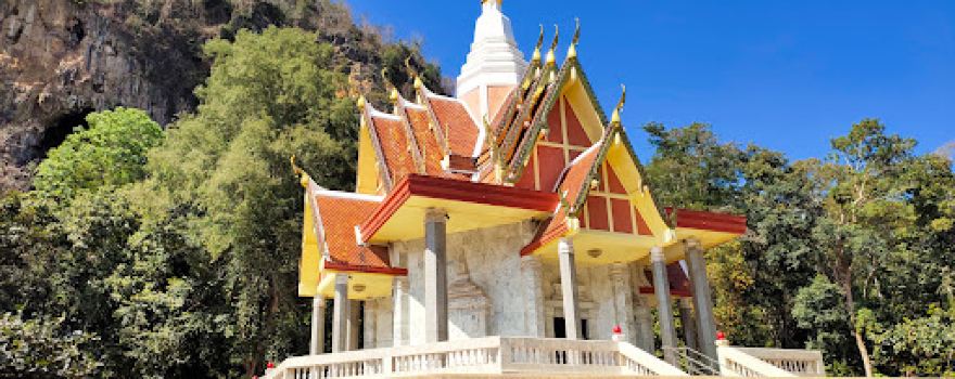 Wat Tham Pha Pu
