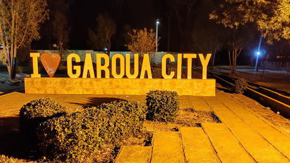 Square Président Biya