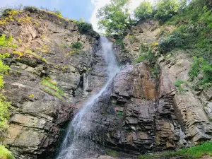 Pod Kamiko Waterfall