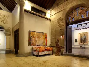 Agung Rai Museum of Art ( ARMA )