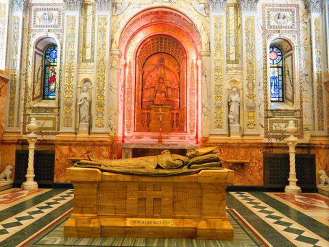 Mary, Queen of the World Cathedral