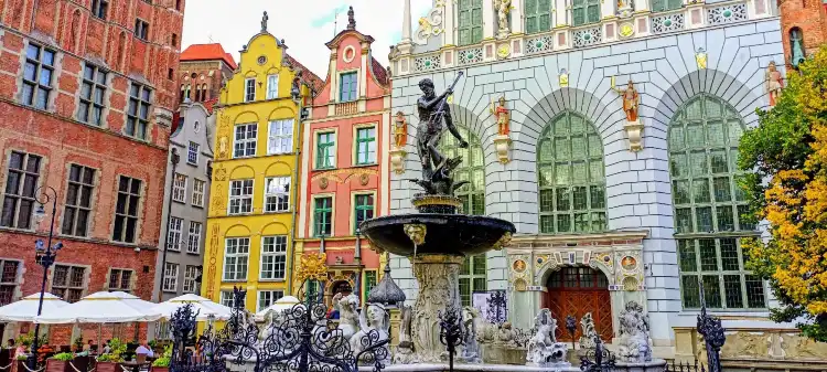 Hotel dekat Neptune's Fountain (Fontanna Neptuna)