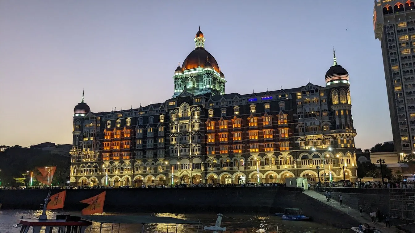 4_Colaba