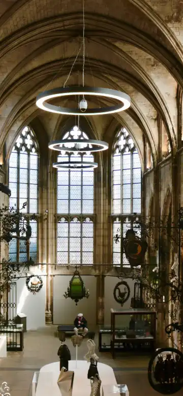 Hotels near Musee Secq des Tournelles