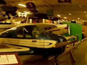 Mid-America Air Museum