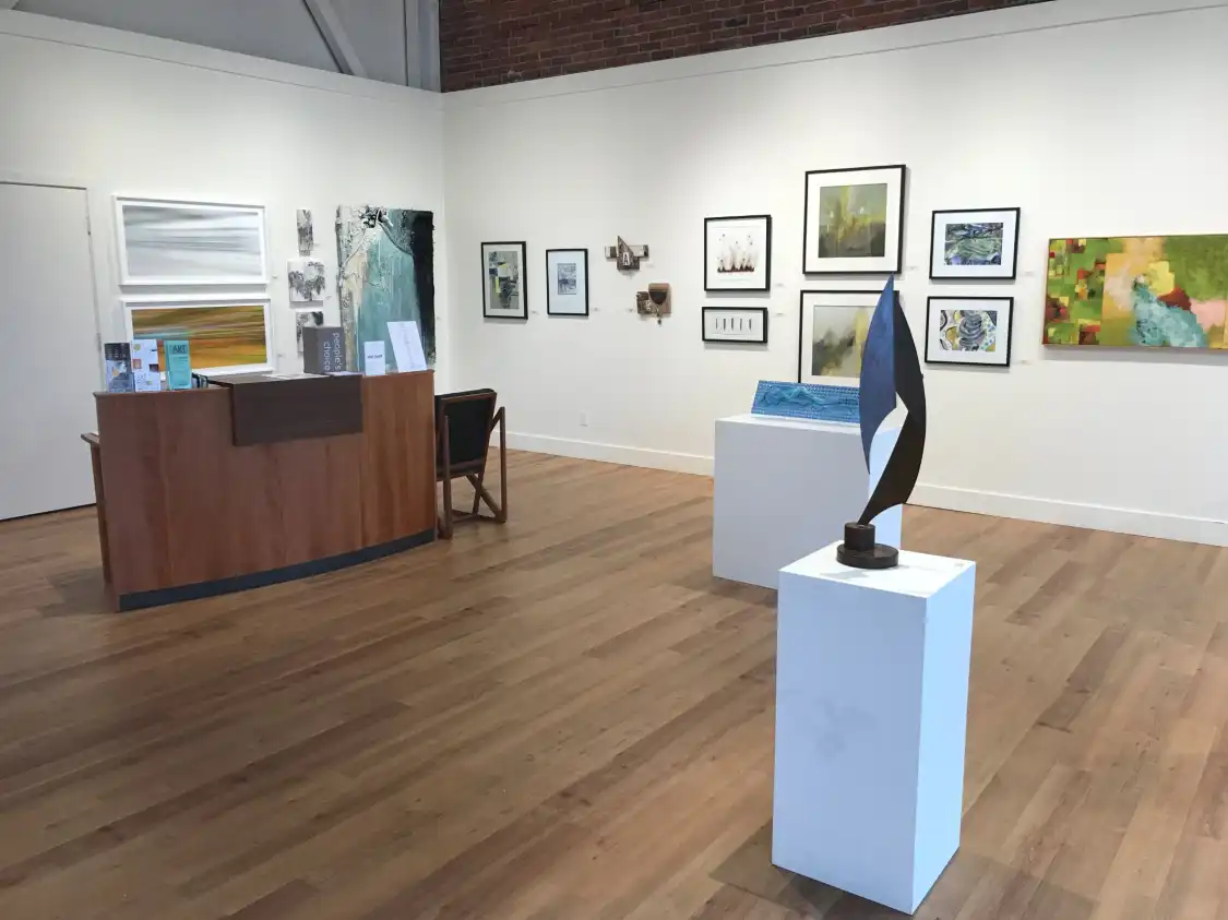 Hotels near Northwind Art