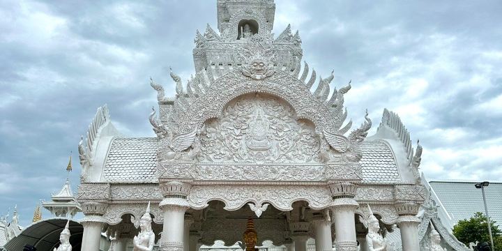 Wat Ming Muang