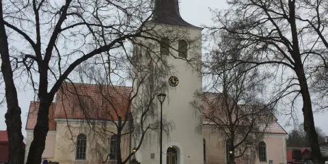 Holy Cross Church
