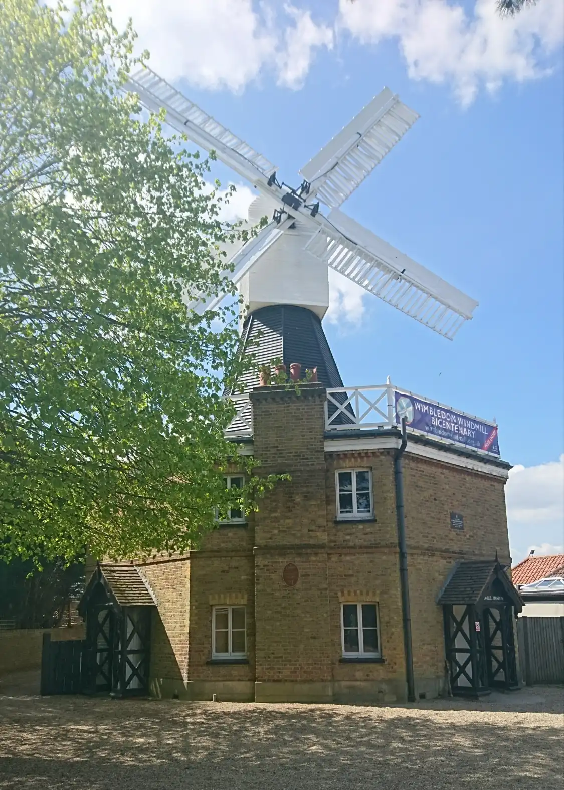 Các khách sạn gần Wimbledon Windmill Museum