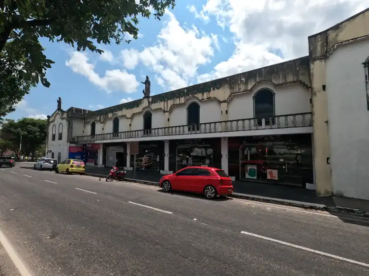 布拉幹薩住宿飯店
