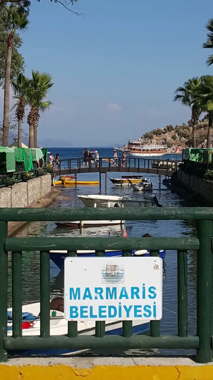 Hotels near Turunc Pazari