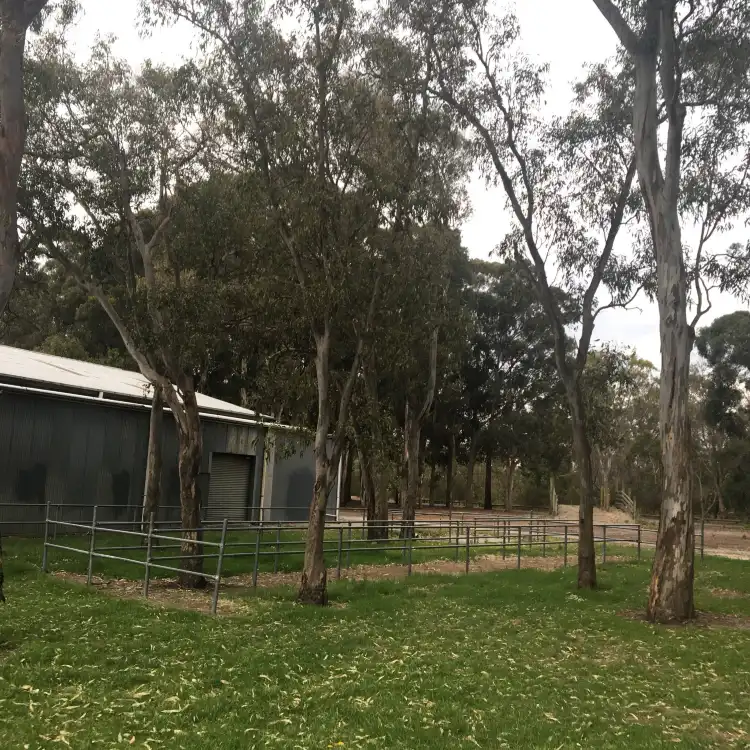 Hotels near Public Toilets Greaves Reserve
