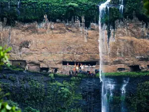 Ganapati Gadad Caves