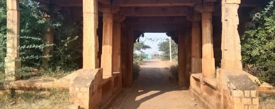 Akka-Tangi Falls