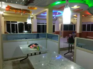 My Net Cafe