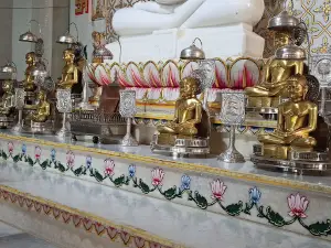 Parasnath Jain Temple