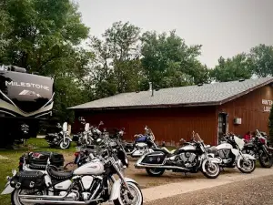 K&M Bison Lodge & Outfitters