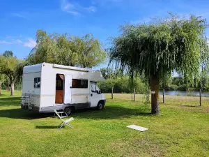 Camping Municipal Les Saules