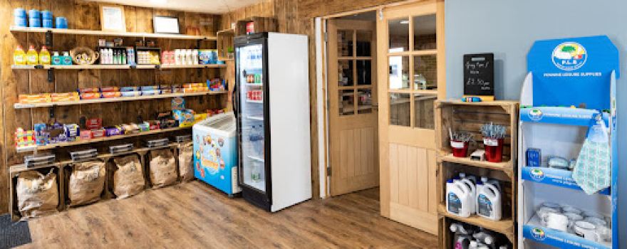 Hill Cottage Farm Caravan & Camping Park - Camping in Fordingbridge