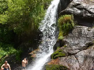 KheerGanga Waterfall - Half way