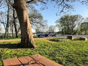 Gibbs Lake Park