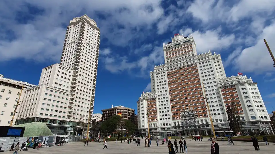 5_Gran Vía, 84