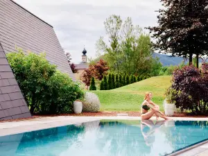 Therme Aqualux