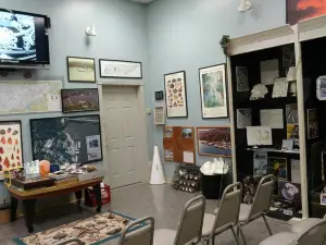Tennessee River Freshwater Pearl Museum and Cabin Rentals