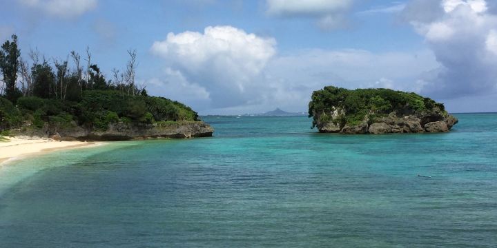 Sadahama Point (Akabaka Beach)