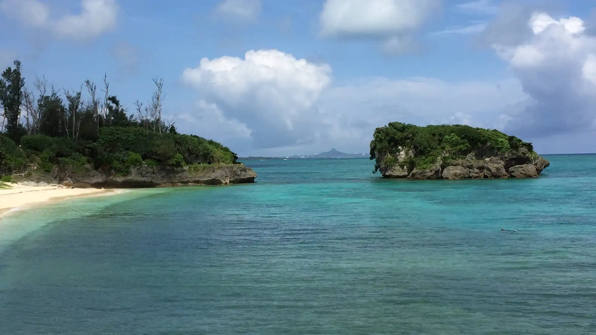 Hotels near Sadahama Point (Akabaka Beach)