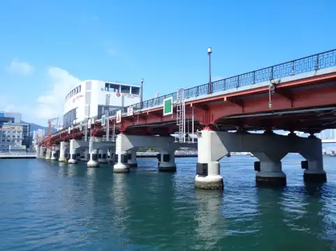 Hotels near Yeongdo Bridge