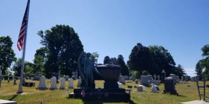 奧爾巴尼鄉村公墓