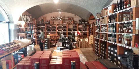 Vini e Distillati Angelo Delea SA