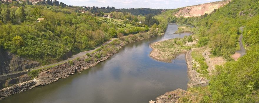 Lac de Villerest