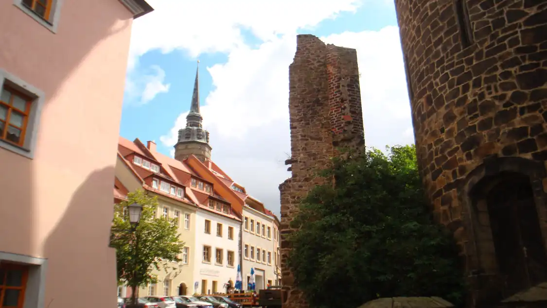 Hotels near Mönchskirchruine