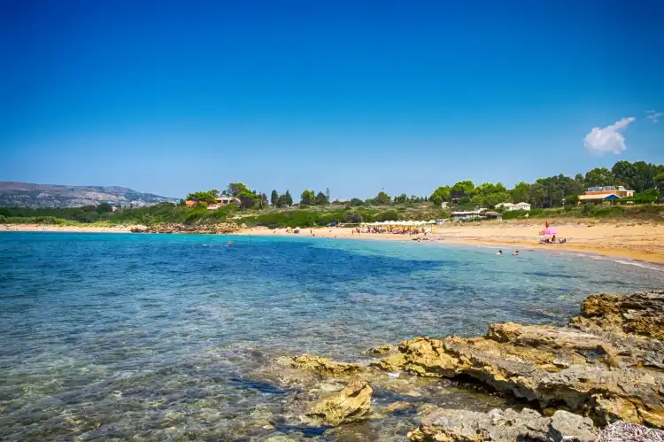 Hôtels à proximité de : Vrachinari Beach