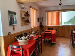 Berat Caravan Camping
