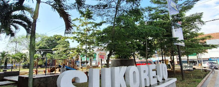 Alun Alun Bunderan Sukorejo