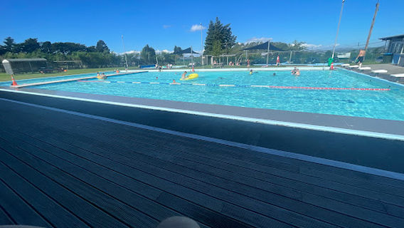 Featherston Swimming Pool