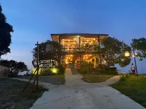 Secret Paradise