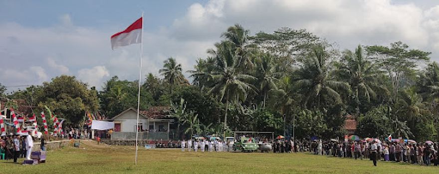 Lapangan Bola Ciparay, Cidolog